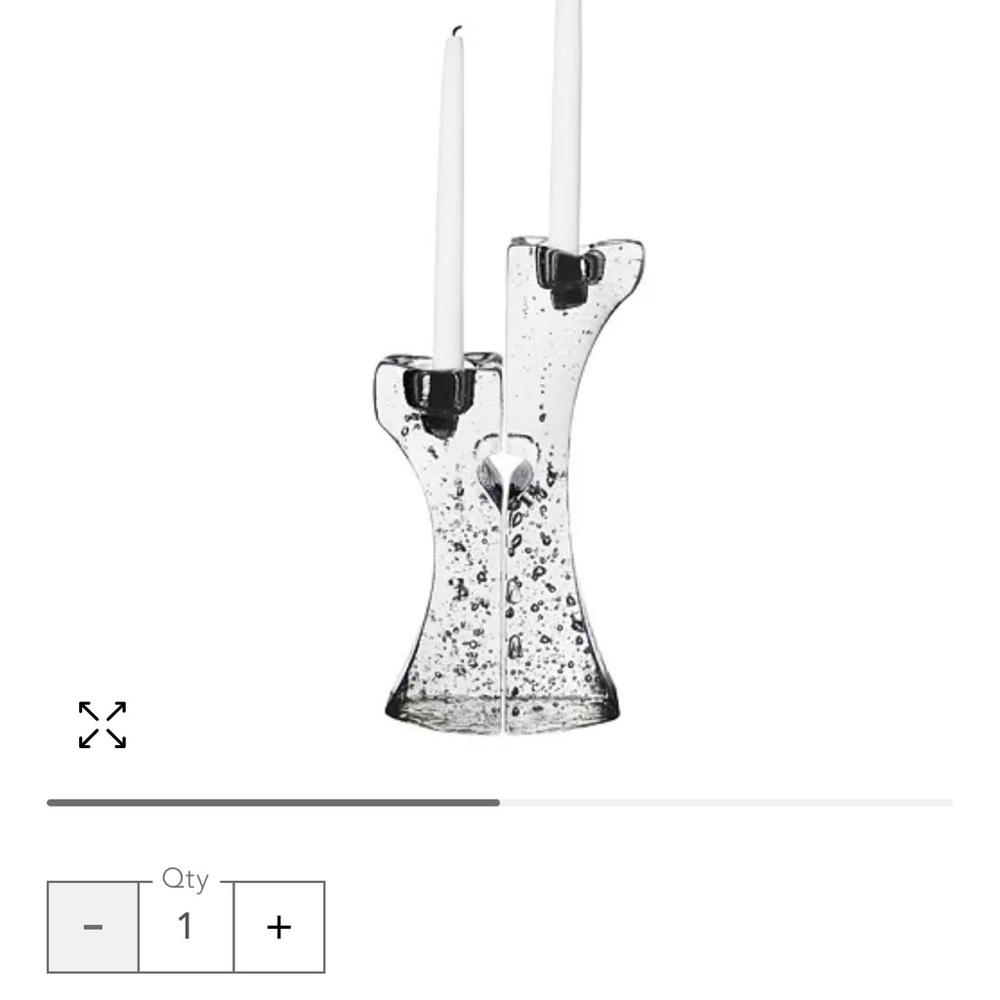 Beautiful candle sticks that make a heart when pushed together